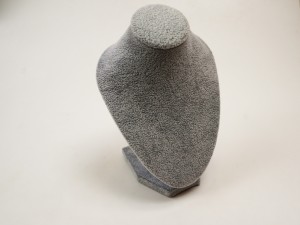 Bust / expozor cu catifea culoare gri, cca 12 cm