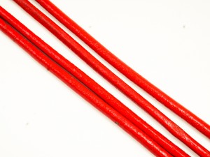 Fir din piele naturala rosie 5 mm, 59 cm lungime