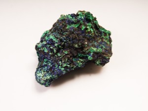 Pietra bruta, geoda, din Malachit si Lapis lazuli, cca 150 grame, cca 7 cm, 1 buc
