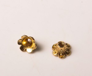 Capace de margele aurii, 8 mm, gaura 2 mm, 20 buc