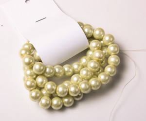 Perle din sticla ivoire - 65 buc, 12 mm, gaura 1mm