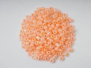 Margele nisip culoare piersica perlat 3  mm, cca 1500 buc, 50 gr