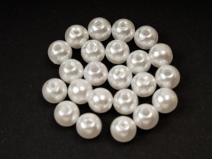 Margele plastic 8 mm, albe, gaura 2 mm, 50 buc 