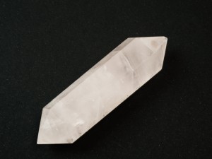 Cristal bagheta cu dublu varf, Cuart Roz, cca  8 cm, 1 buc