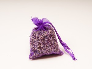 Saculet mic din organza cu lavanda 5X6 cm, 1 buc